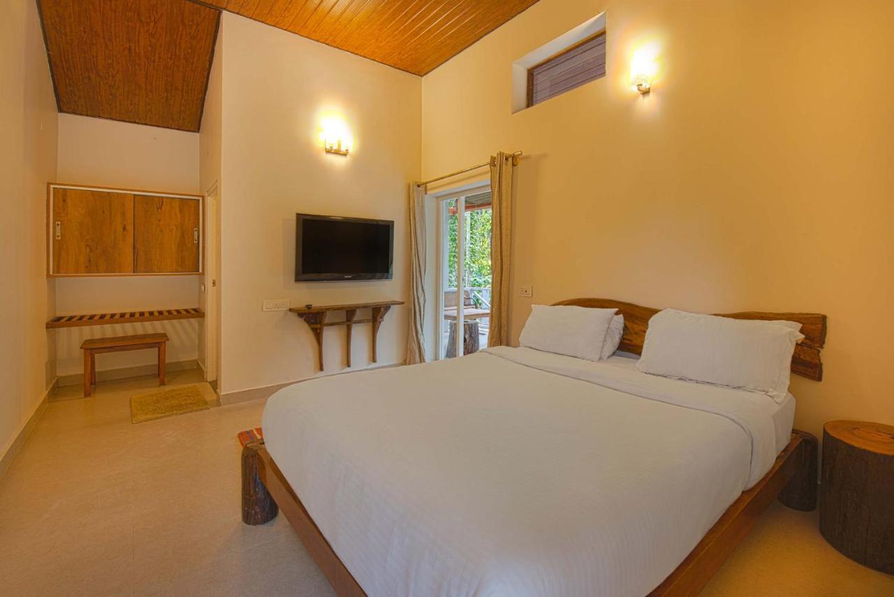 Stayvista At Tall Silver With Infinity Pool & Breakast Madikeri Exterior photo